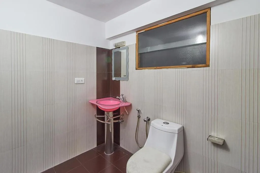 Oval Palace Kochi 0*,  Индия